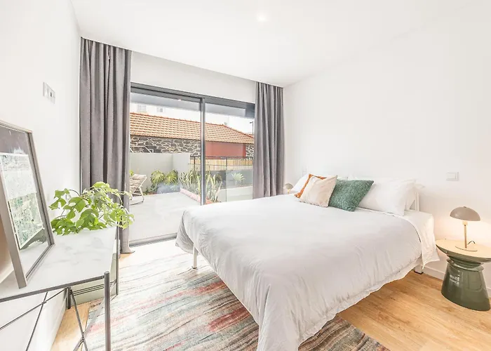 Sunny Luxury * Caniço